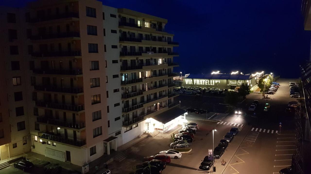 Summerland Beach&Sun Apartments Mamaia Exteriör bild