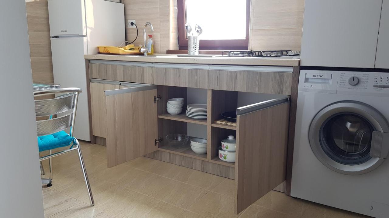 Summerland Beach&Sun Apartments Mamaia Exteriör bild